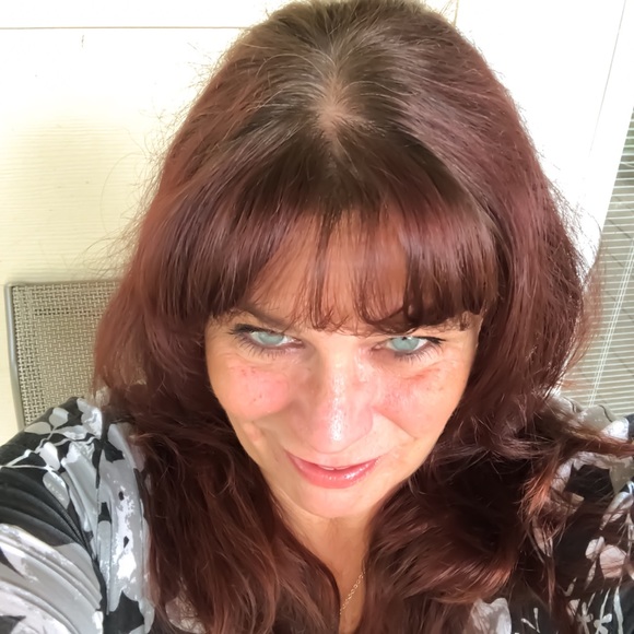 Meet your Posher, Mary - Picture 1 of 1